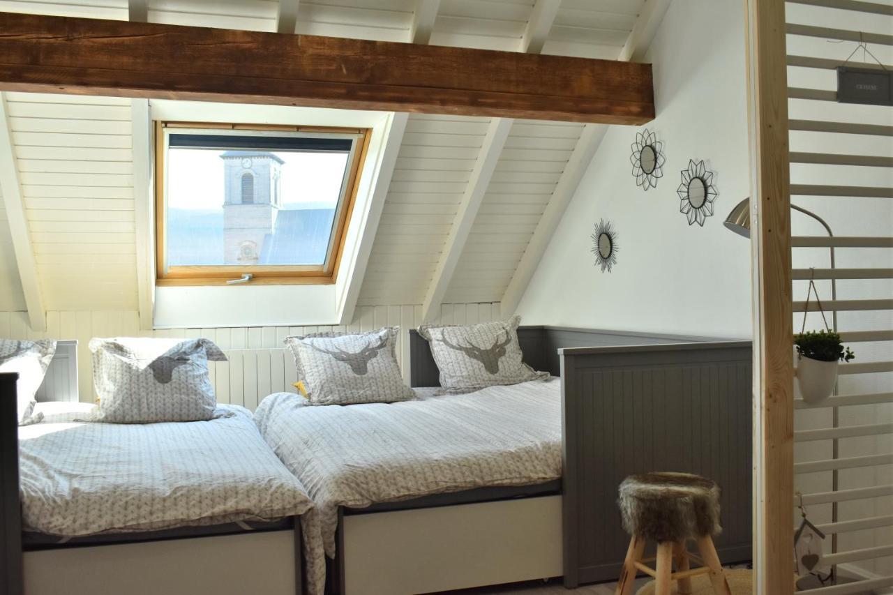 Charmant Studio, Le Petit Gris Des Montagnes Mouthe Eksteriør bilde